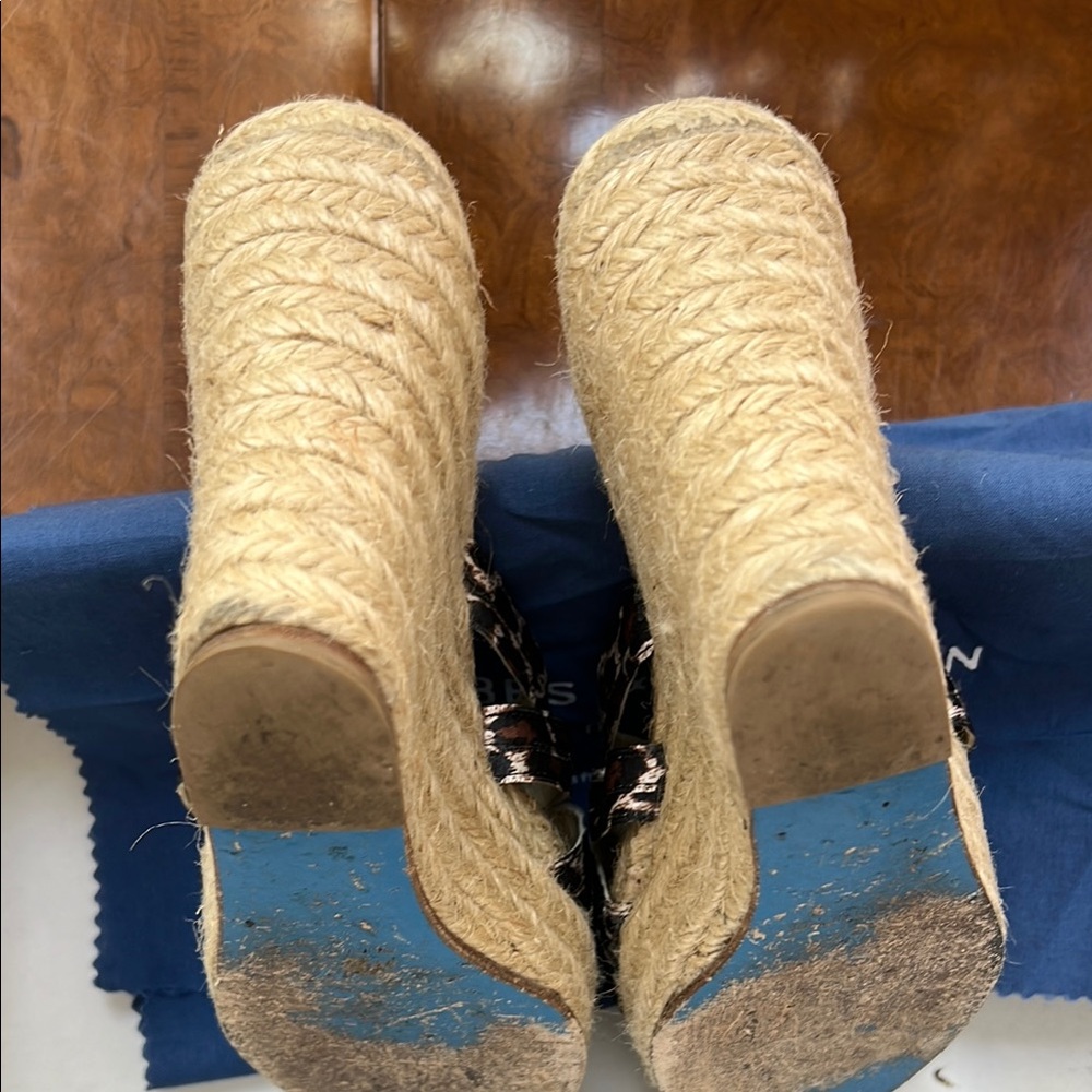 Stubbs & Wootton Brown Espadrille Shoes - Picture 3 of 5